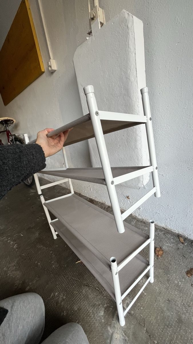 Regale: Étagère à chaussures – Gebraucht aus Daillens von BrandonW 4