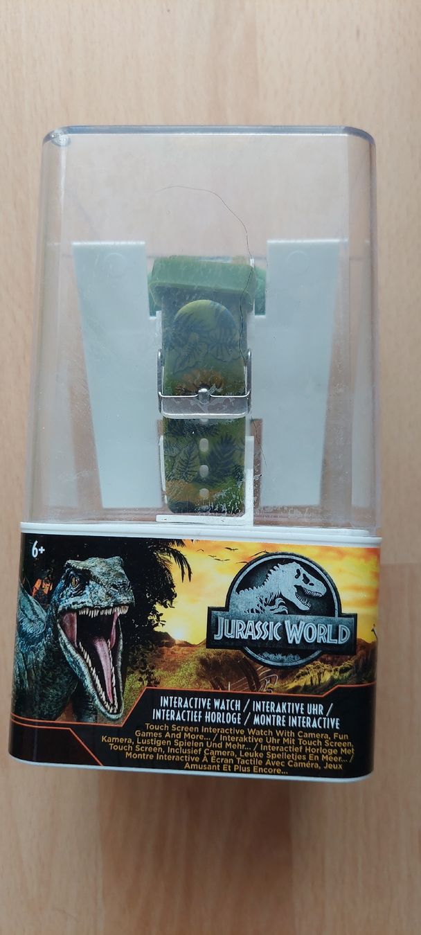 Universal Genève Orologi: Montre interactive enfant Jurassic World - 6+ - NEUVE – Nuovo e nell'imballaggio originale da Courtelary venduto da Chauvesouris 3