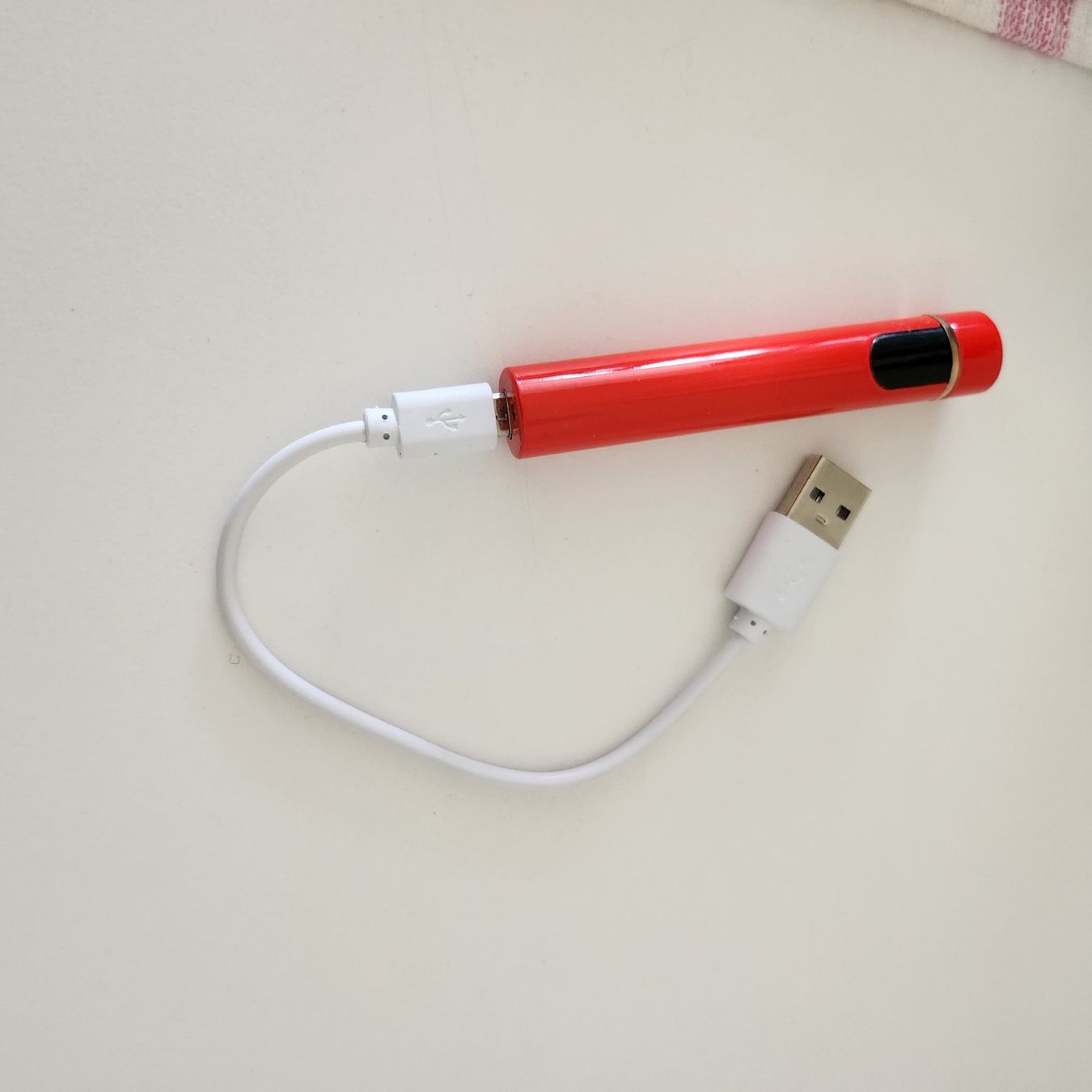 Briquets: Jean Claude cool USB Feuerzeug mit Probleme – D'occasion à Unterägeri par 0alfa0 2