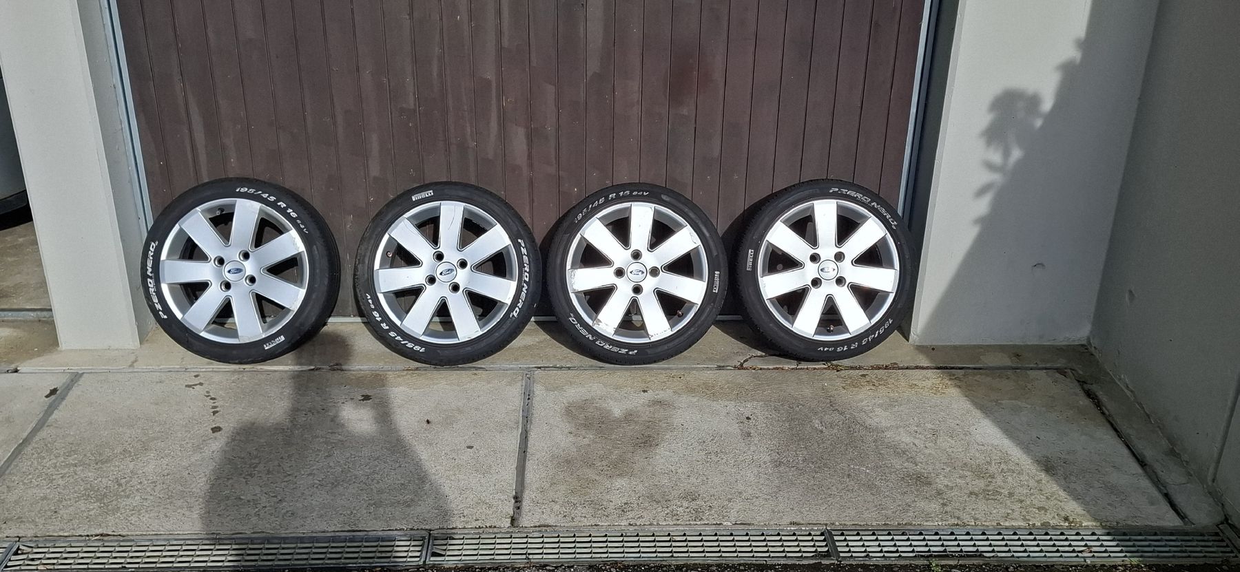 Ford Jantes: Alufelgen Ford – D'occasion à Lippoldswilen par iva_dbf8