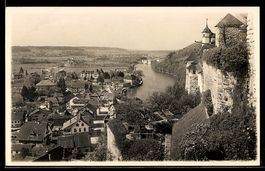 AK Aarburg, Ortsansicht mit Schloss und Aare