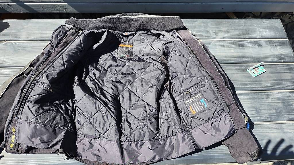 Vestes: Motorradjacke – D'occasion à Lengnau BE par DyingQueen 2