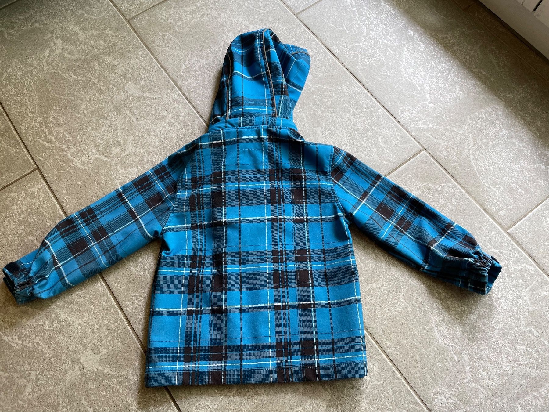 Giacche & Cappotti: Softshell Jacke outburst Gr. 98 – Usato da Langnau am Albis venduto da Elli2013 2