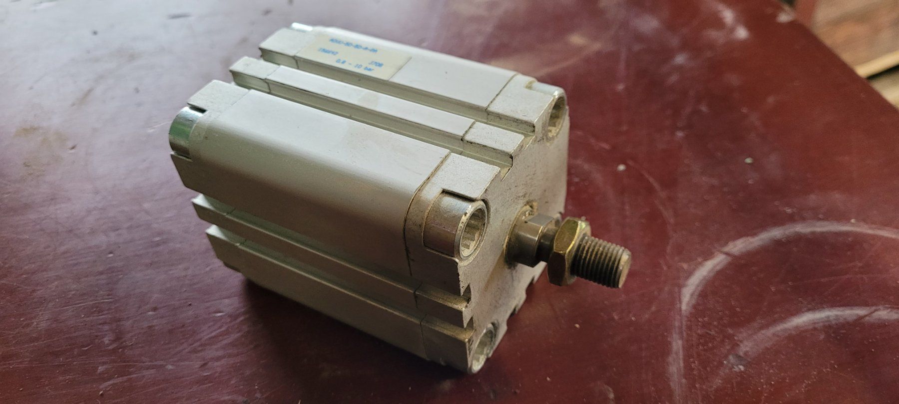 Autres fournitures industrielles: FESTO ZYLINDER – Neuf (Voir description) à Kerns par avr75