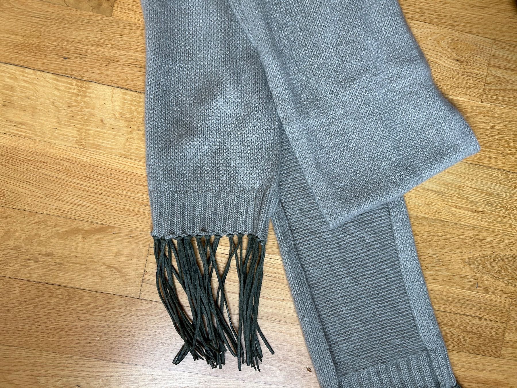 Foulard & Sciarpe: Cashmere Strickschal in Taupe – Usato da Bern venduto da mascho007 2