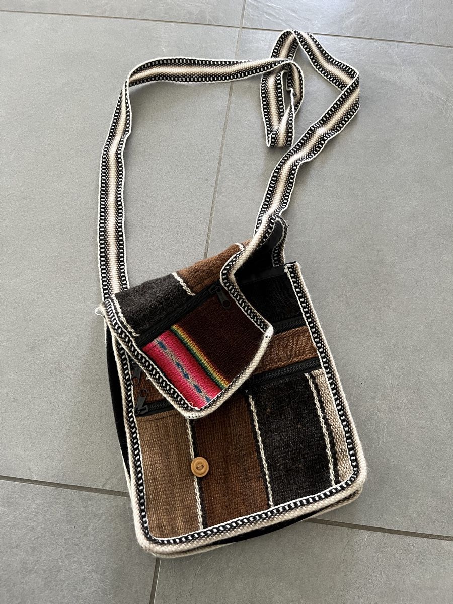 Borse: Peruanische Handtasche - nie gebraucht – Nuovo (secondo la descrizione) da Fribourg venduto da RafaelFilliger