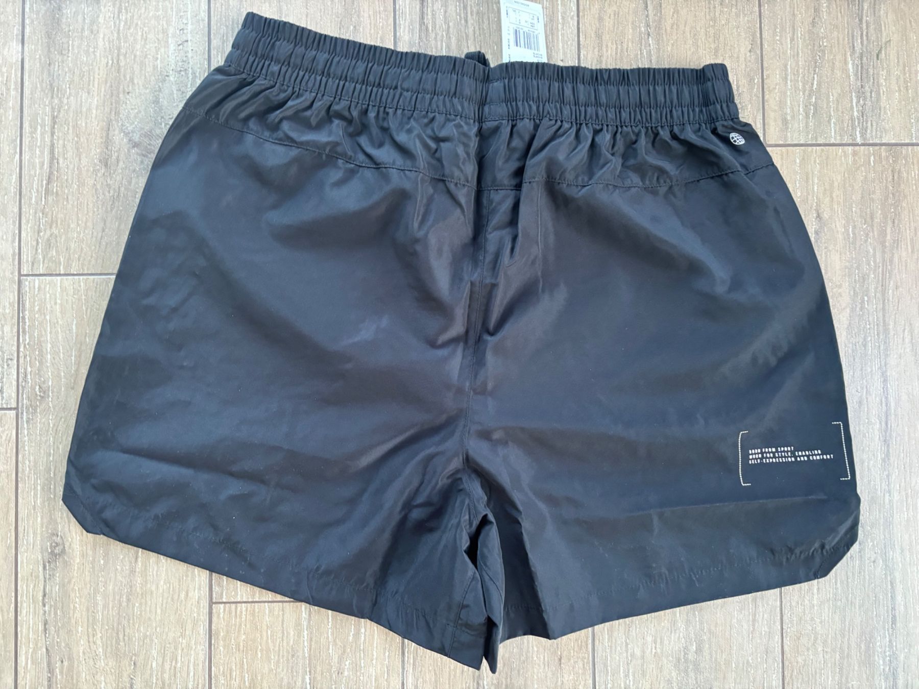 Adidas Pantaloni: S_adidas_NEU_LP 55 sfr – Nuovo e nell'imballaggio originale da Versegeres venduto da kista 2