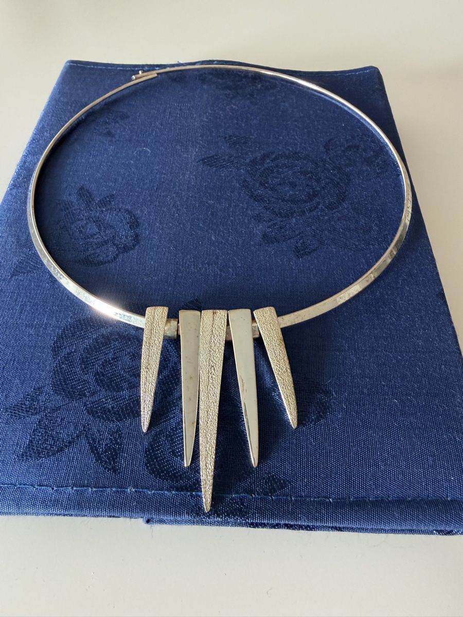 Pierre Lang Ketten: Collier avec pendentifs pointus argenté – Gebraucht aus Düdingen von Manuela14 2