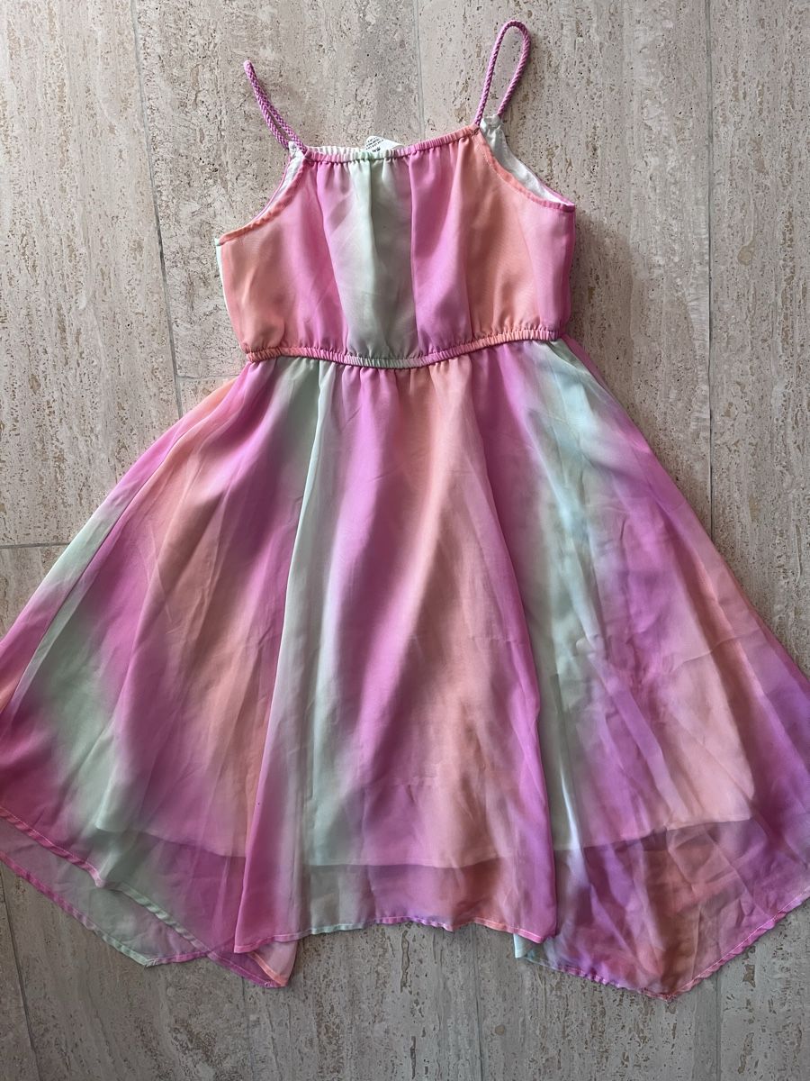 H&M Vestiti & Gonne: Sommerkleid Grösse 134 – Usato da Büren SO venduto da nadali85 1