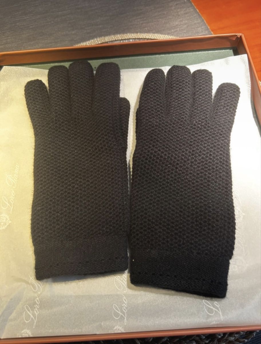 Loro Piana Guanti & manicotti: Loro Piana Cachemire gloves  – Nuovo (secondo la descrizione) da Plan-Les-Ouates venduto da Loved_Panda_Clothing 5