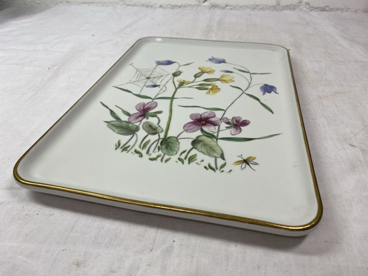 Servierplatten: Platte mit Blumenmotiv und Goldrand – Gebraucht aus sursee von trilli-tralli 7