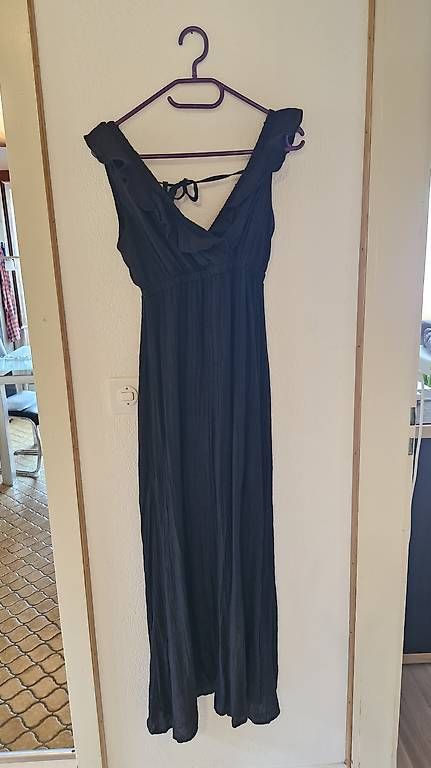 Halara Vestiti: Damen Kleid schwarz Grösse S – Usato da Hochwald venduto da Nikita44 1
