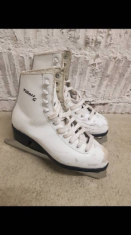 Graf Pattini da ghiaccio: GRAF Villars Schlittschuhe  Grösse 35 – Usato da Küsnacht ZH venduto da Maxdel7
