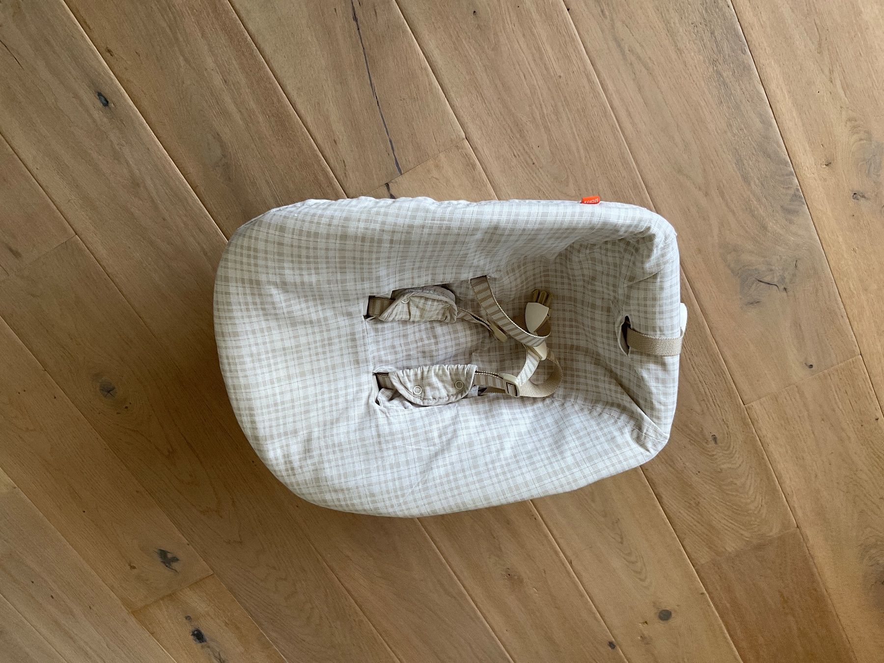 Stokke Hochstühle: Tripp Trap New born Aufsatz – Gebraucht aus Feldmeilen von Saroky