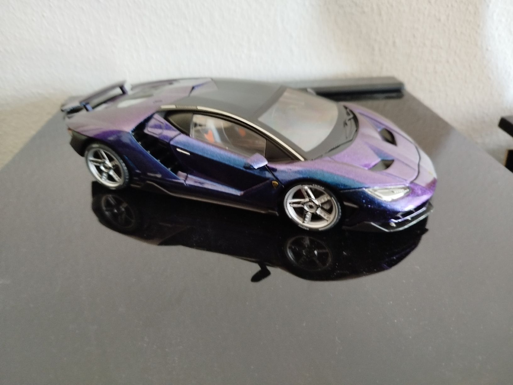 Lamborghini Modellini d'auto: Voiture miniature Lamborghini centenario 1/18 – Nuovo (secondo la descrizione) da Neuchâtel venduto da lyd_67kk 1