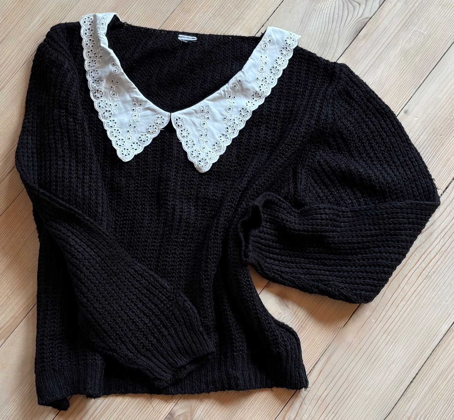Pulls & Sweat-shirts: Pullover Strick/kurz/Kragen Häkelspitze,Gr.onesize – D'occasion à Siblingen par Vany_McDougall 5