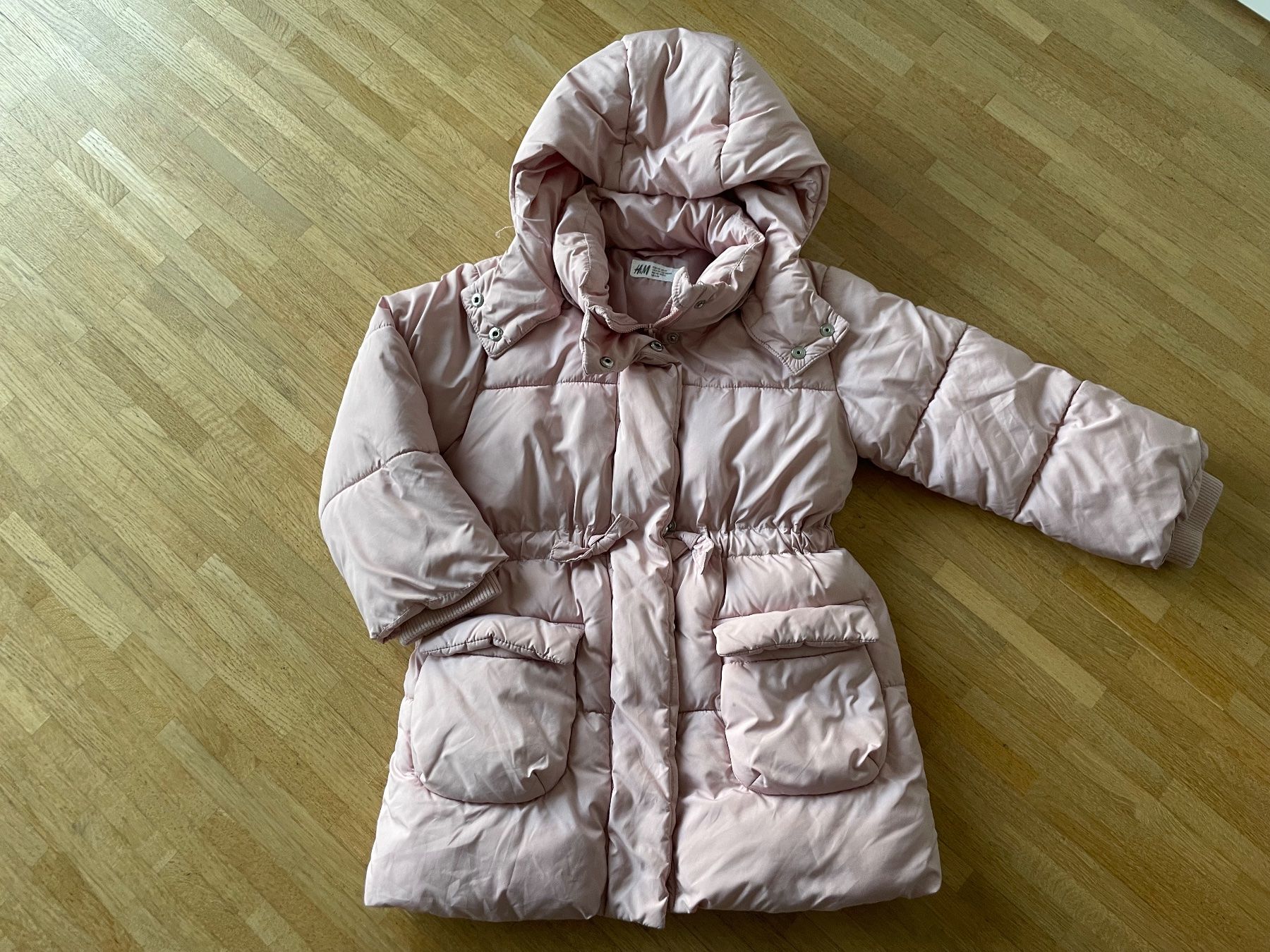 H&M Giacche & Cappotti: H&M Winterjacke  Grösse 110 – Usato da Zürich venduto da KC123