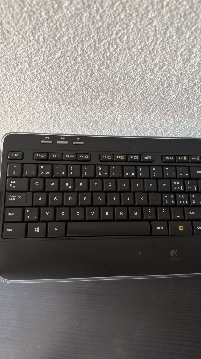 Logitech Tastaturen: Logitech K520 – Neu (gemäss Beschreibung) aus Vevey von diogodasilva_ 1