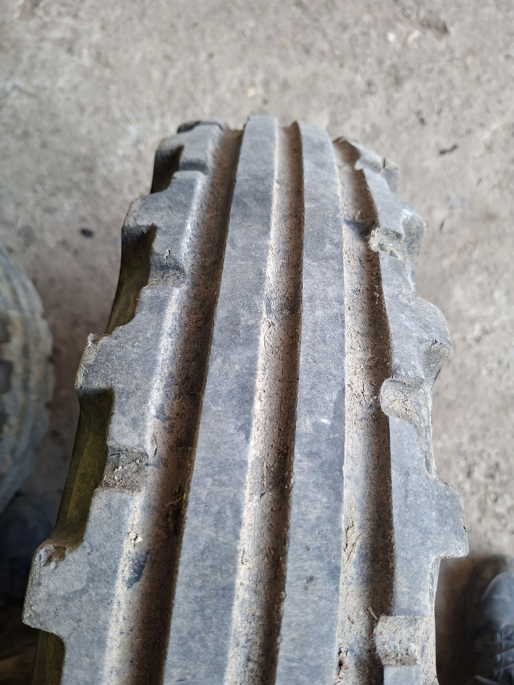 Bührer Pneumatici & Ruote complete: Räder Bührer 6.00-16 – Usato da Aeschau venduto da Elu2000 7