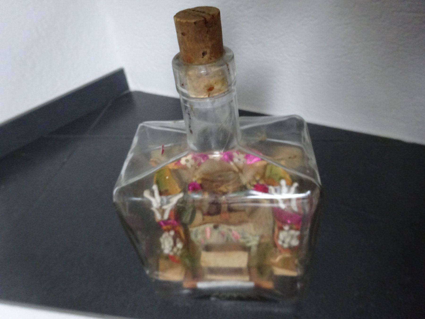 Dipinti: Klosterarbeit Flasche Altar Reliquie – Usato da Esslingen venduto da eintagammeer 2