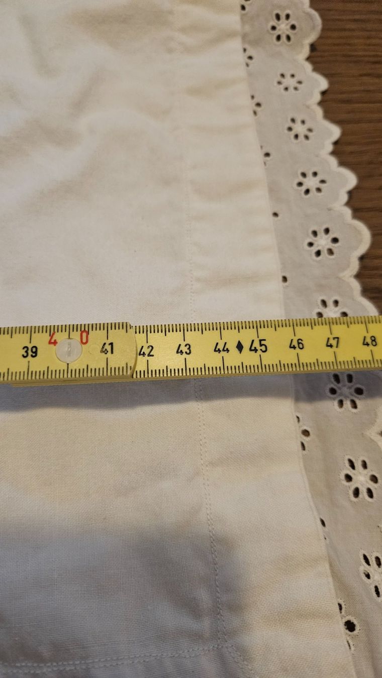 Biancheria da letto: Federa in cotone bianco ricamata 37x43 cm – Usato da Melano venduto da H-Sara 1