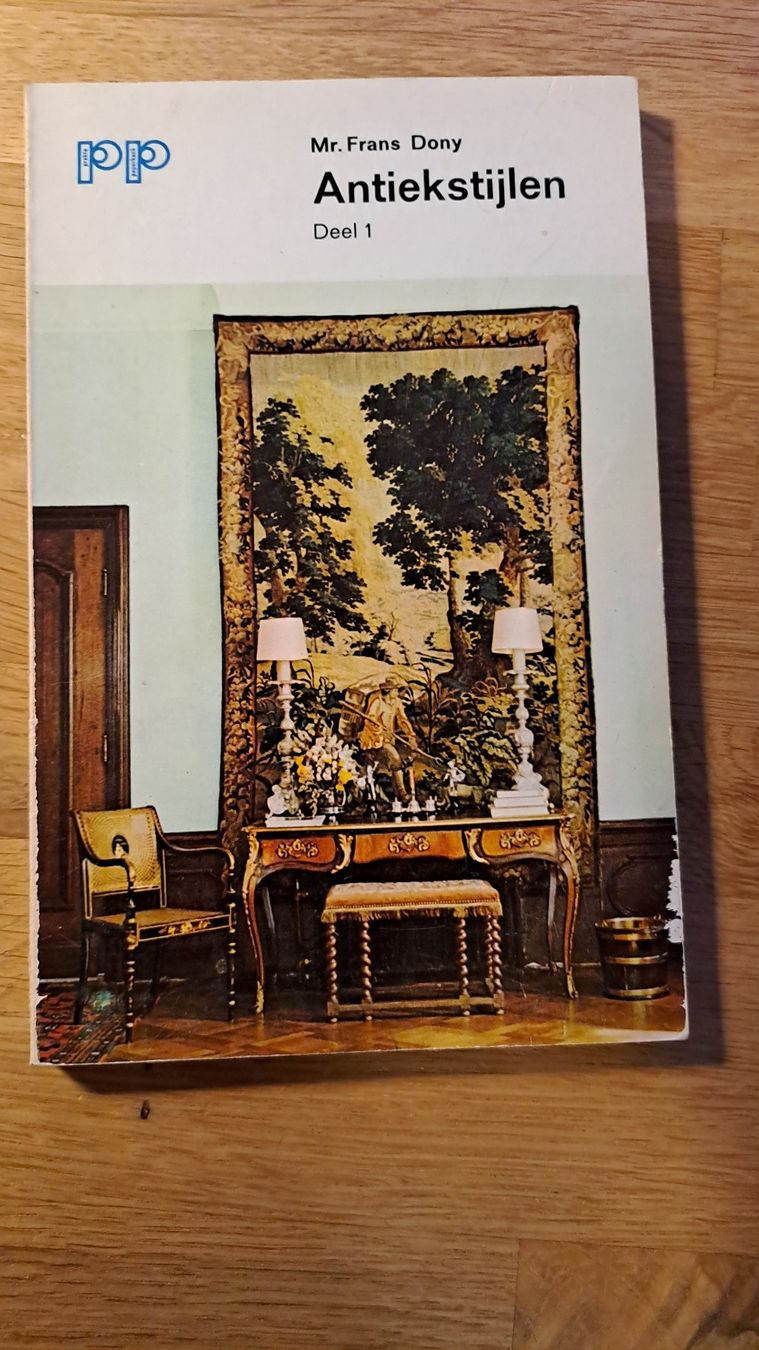 Libri: Antiekstijlen - Mr. Frans Dony – Usato da Rieden AG venduto da Werkstattlaedeli