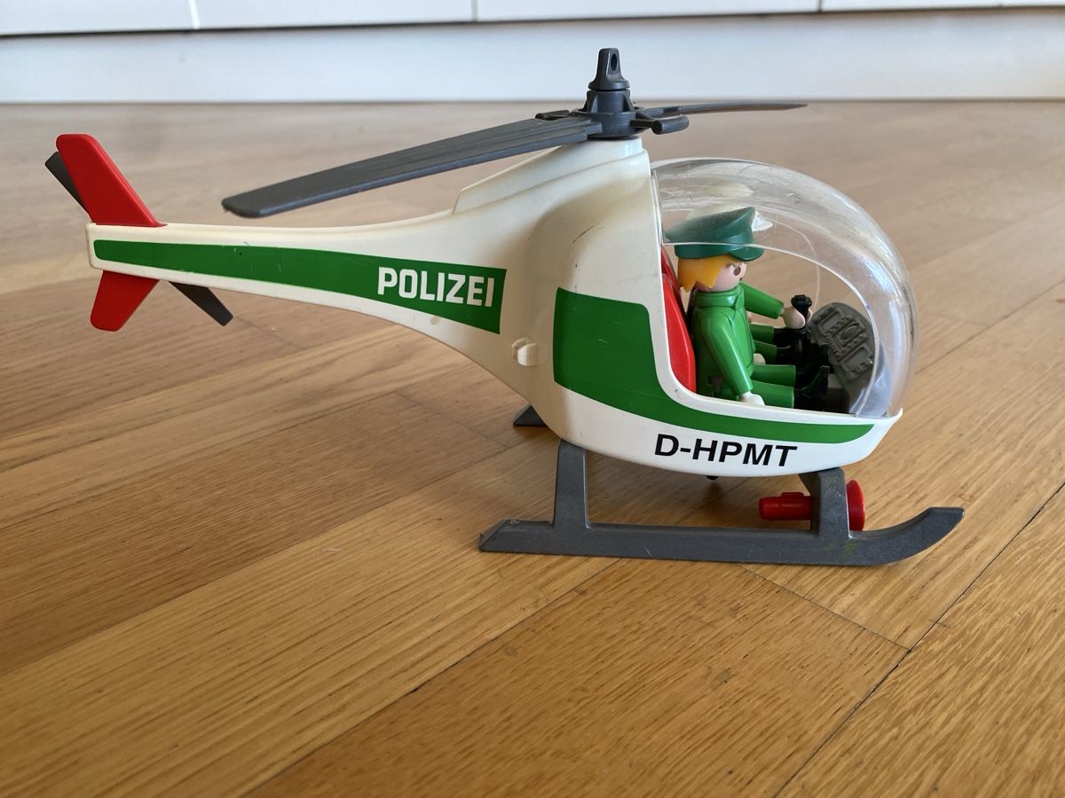 Playmobil Spielzeuge: Playmobil Polizeiauto und Polizeihelikopter – Gebraucht aus Zumikon von Teuchter 5