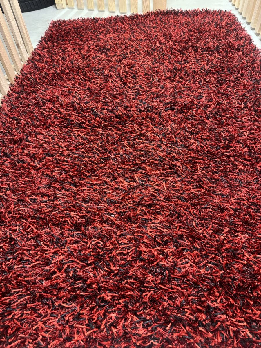 Teppiche: Roter Shaggy Teppich – Gebraucht aus Trübbach von Armando888 1