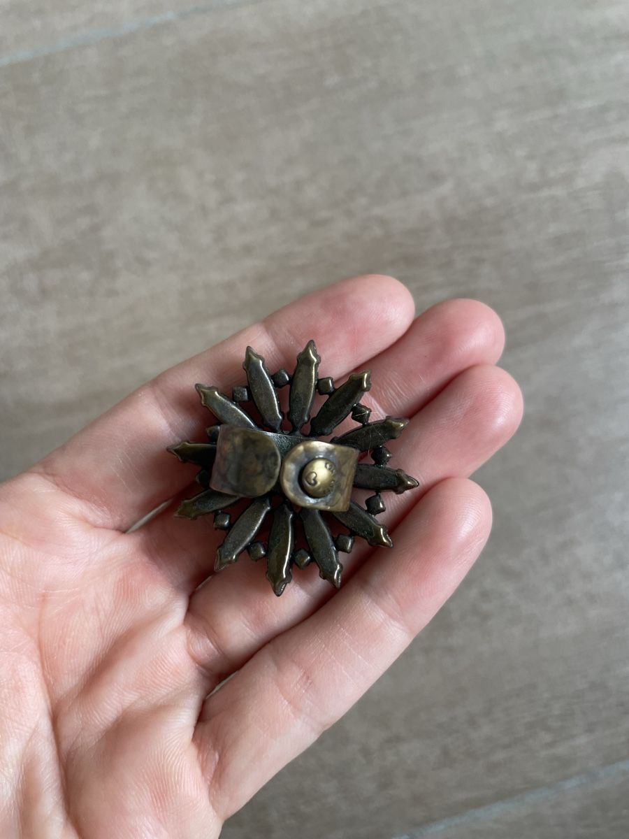 Anelli: Ring Blumenform blau mit braunem Stein verstellbar – Usato da Ottoberg venduto da aci_lq2w 1