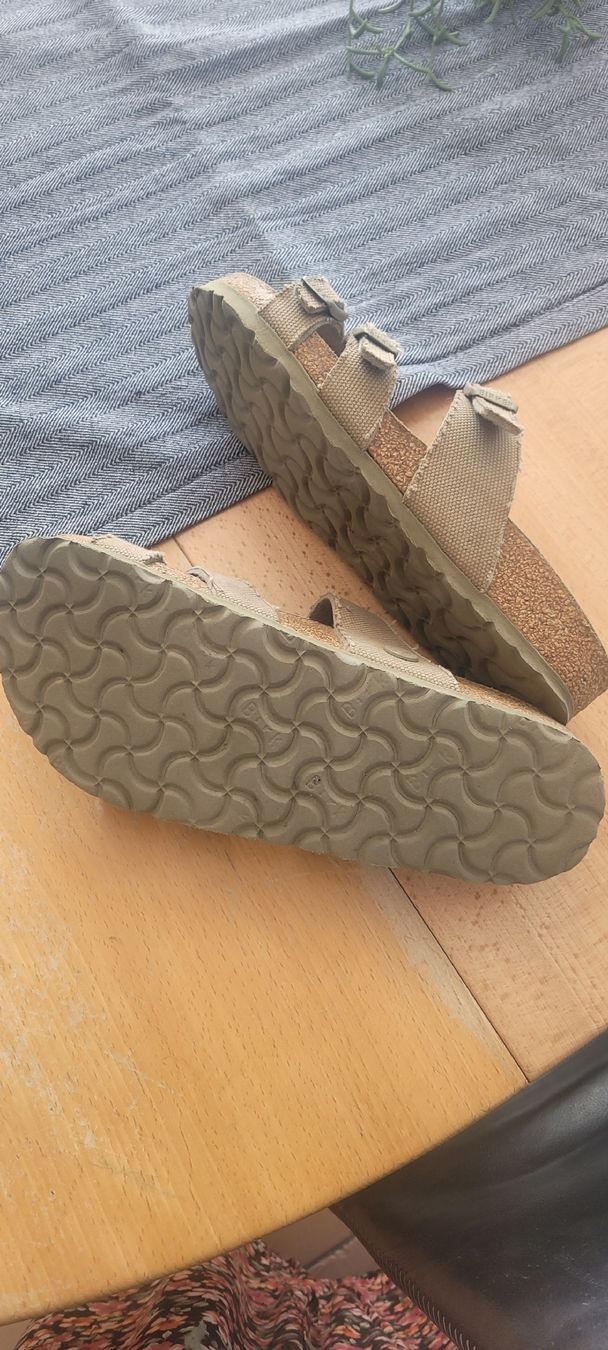 Birkenstock Scarpe da donna: Birkenstock vert clair 37  – Usato da Echallens venduto da frimousse2008 1