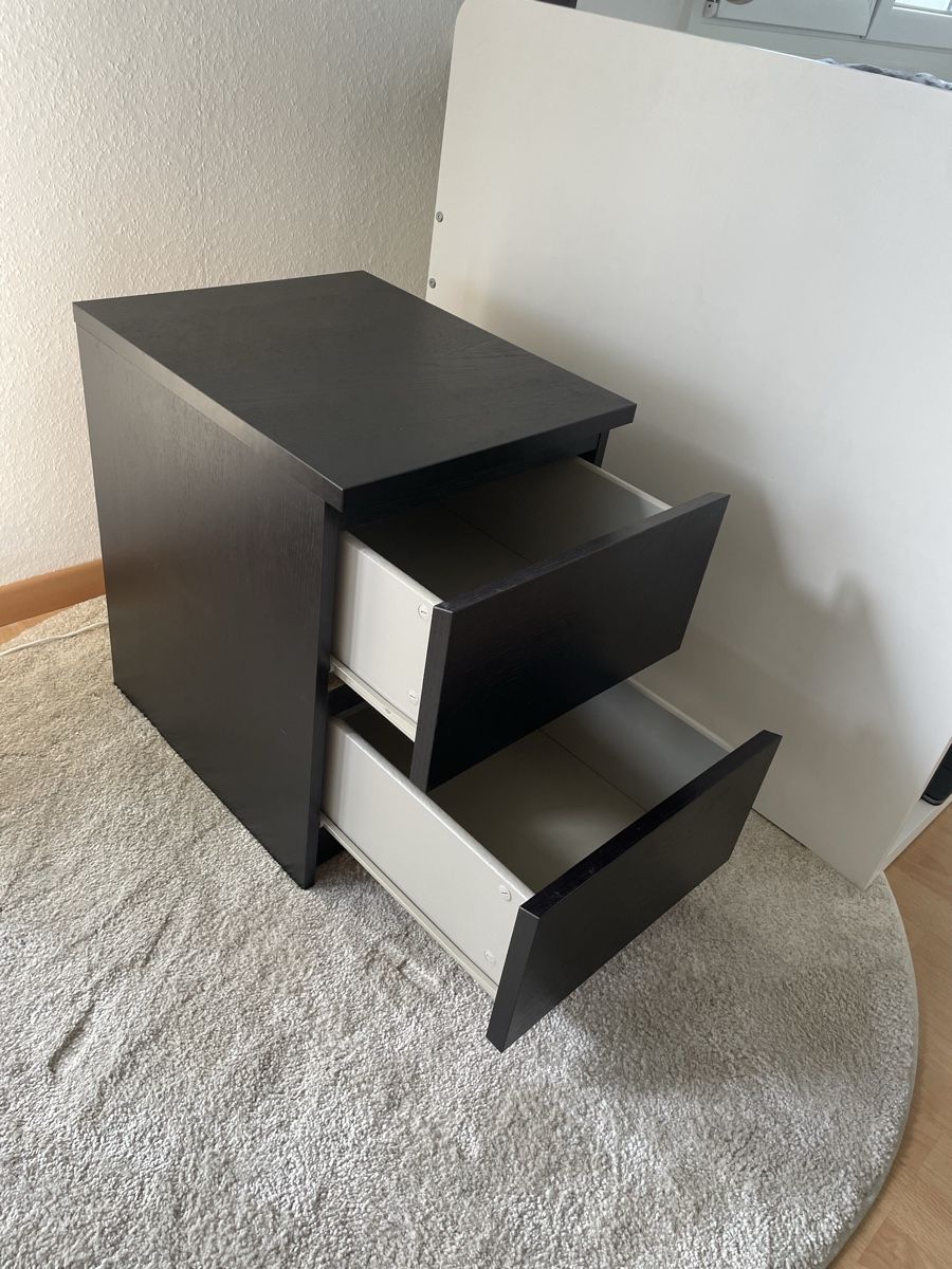 Ikea Comodini: Nachttisch: Ikea MALM  – Usato da Basel venduto da Gianluca_B 2