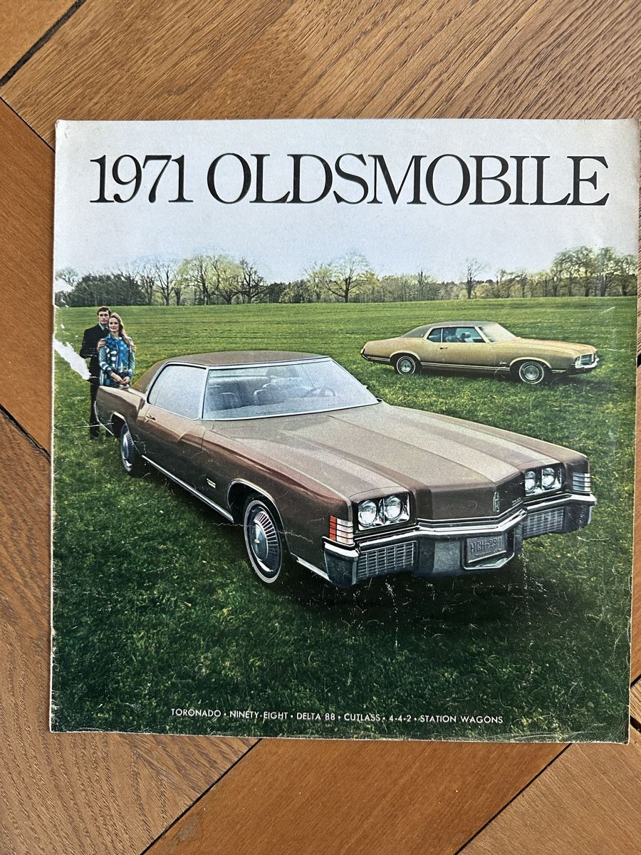 Oldsmobile Dokumente: Prospekt der 1971 Oldsmobile Modelle – Gebraucht aus Bern von 3636-agb