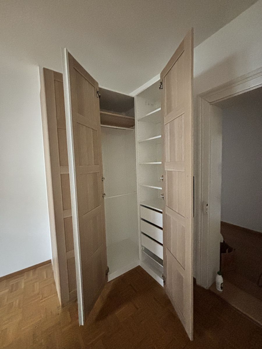 Schränke: IKEA PAX Eckschrank – Neu (gemäss Beschreibung) aus Zürich von nat_v7qz 3