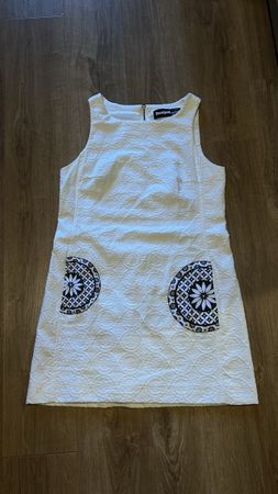 Robe courte Desigual blanche motif floral
