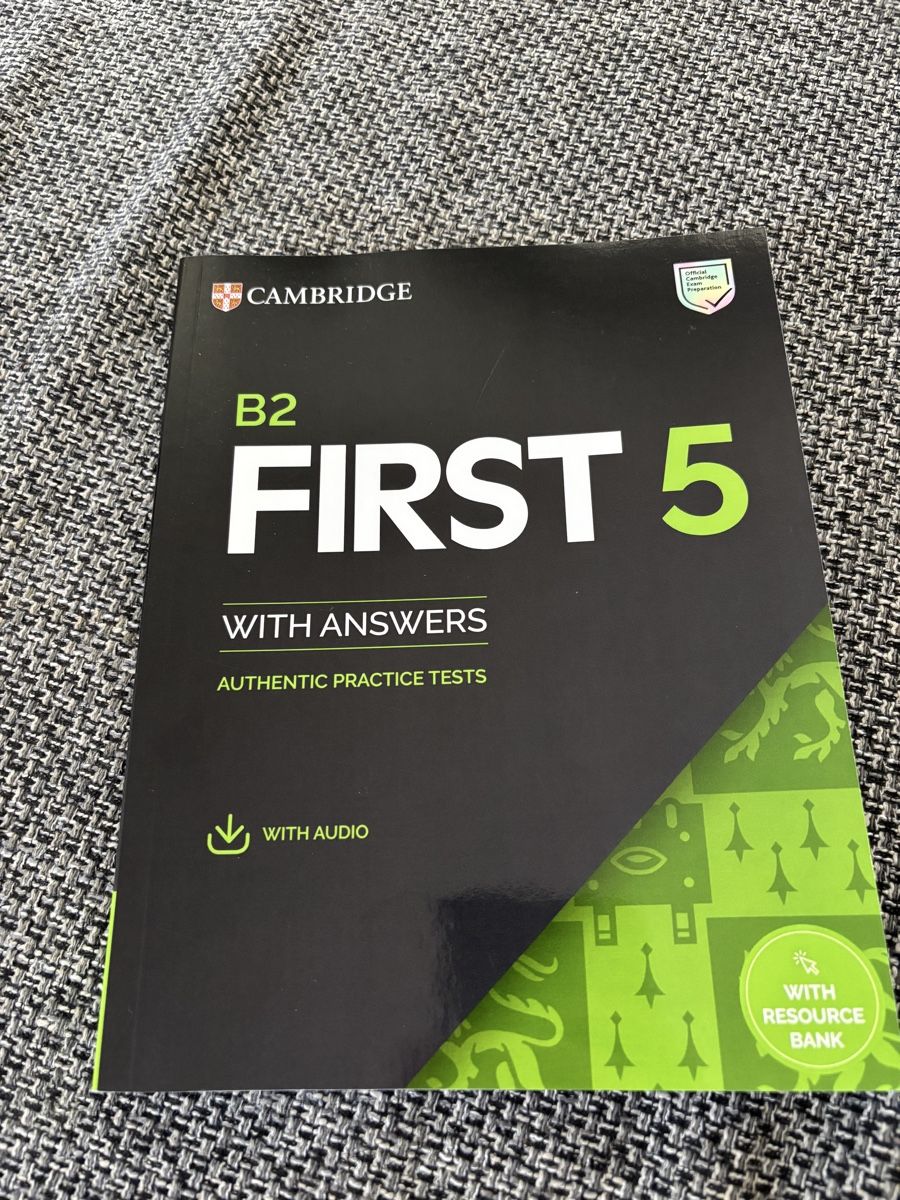 Libri: Cambridge Kursbuch First B2 – Nuovo e nell'imballaggio originale da Zürich venduto da Naniiin