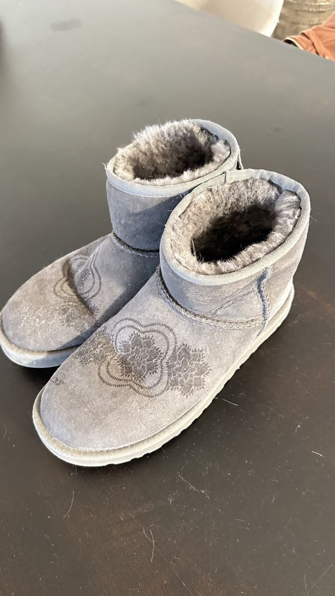 Ugg Scarpe da donna: UGG Boots – Usato da Regensdorf venduto da Mrs_Romy87