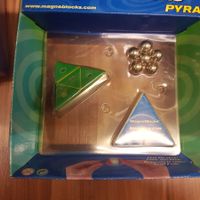 Magneblocks Pyra