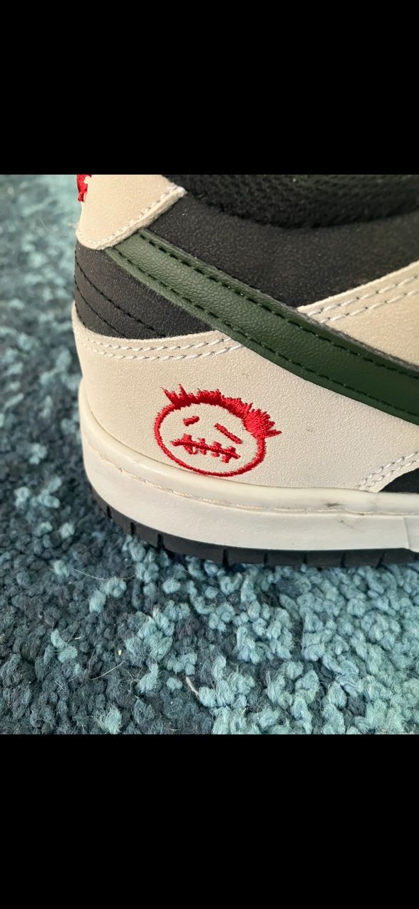 Nike Scarpe da uomo: Nike Dunk Low Travis Scott Cactus Jack Grösse 41.5 gebraucht – Usato da Zürich venduto da colonius 1