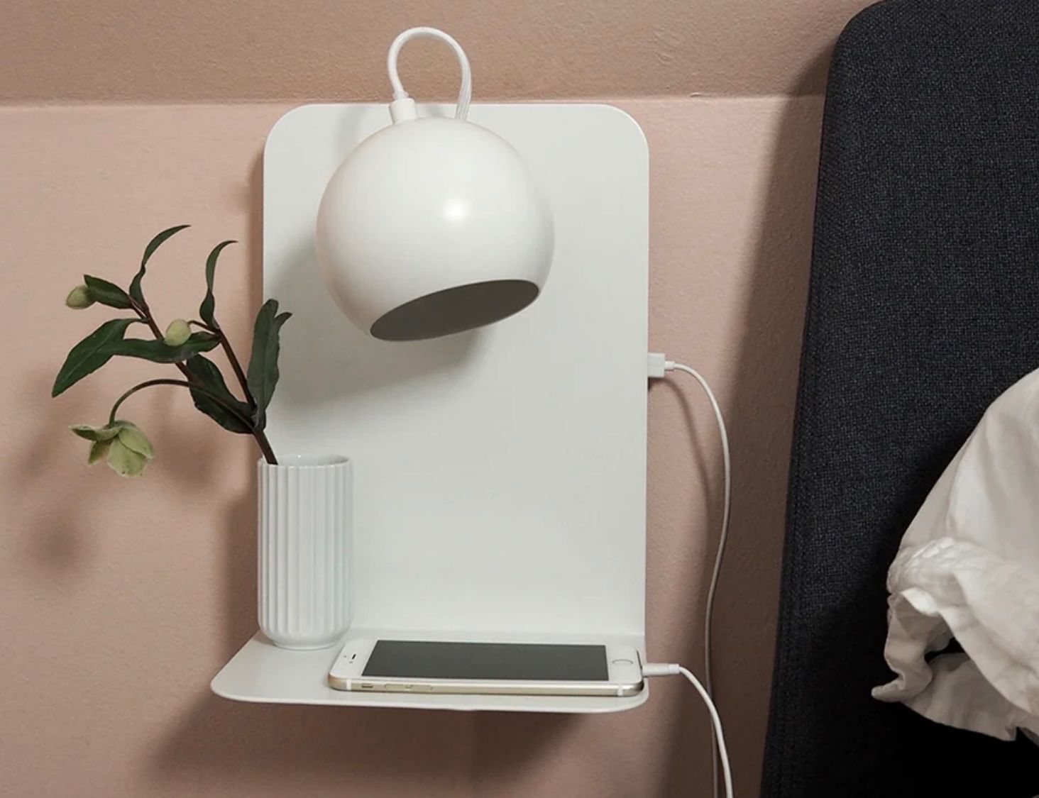 Lampade: Frandsen - Ball Wall Lamp USB – Usato da Zürich venduto da hol_bc6v