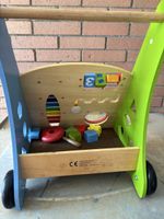 Lauflernwagen Holz mit Spielcenter gut erhalten