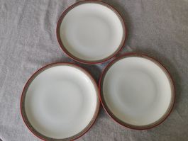 assiettes plates