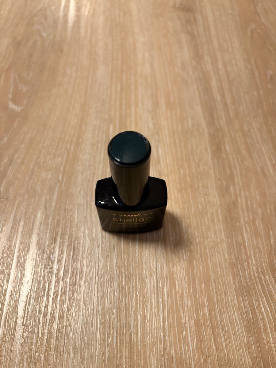 Nagellack: Jolifin Laveni Shellac – Gebraucht aus Jonschwil von sab_5gmn