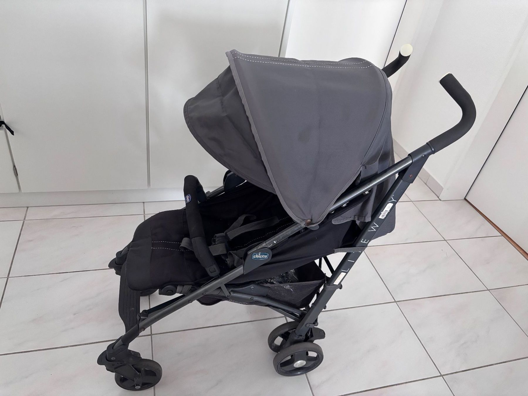 Kinderwagen: Chicco Buggy Liteway – Gebraucht aus Forch von Sylk 3
