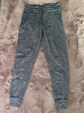 Graue Jogginghose, Grösse S für Damen