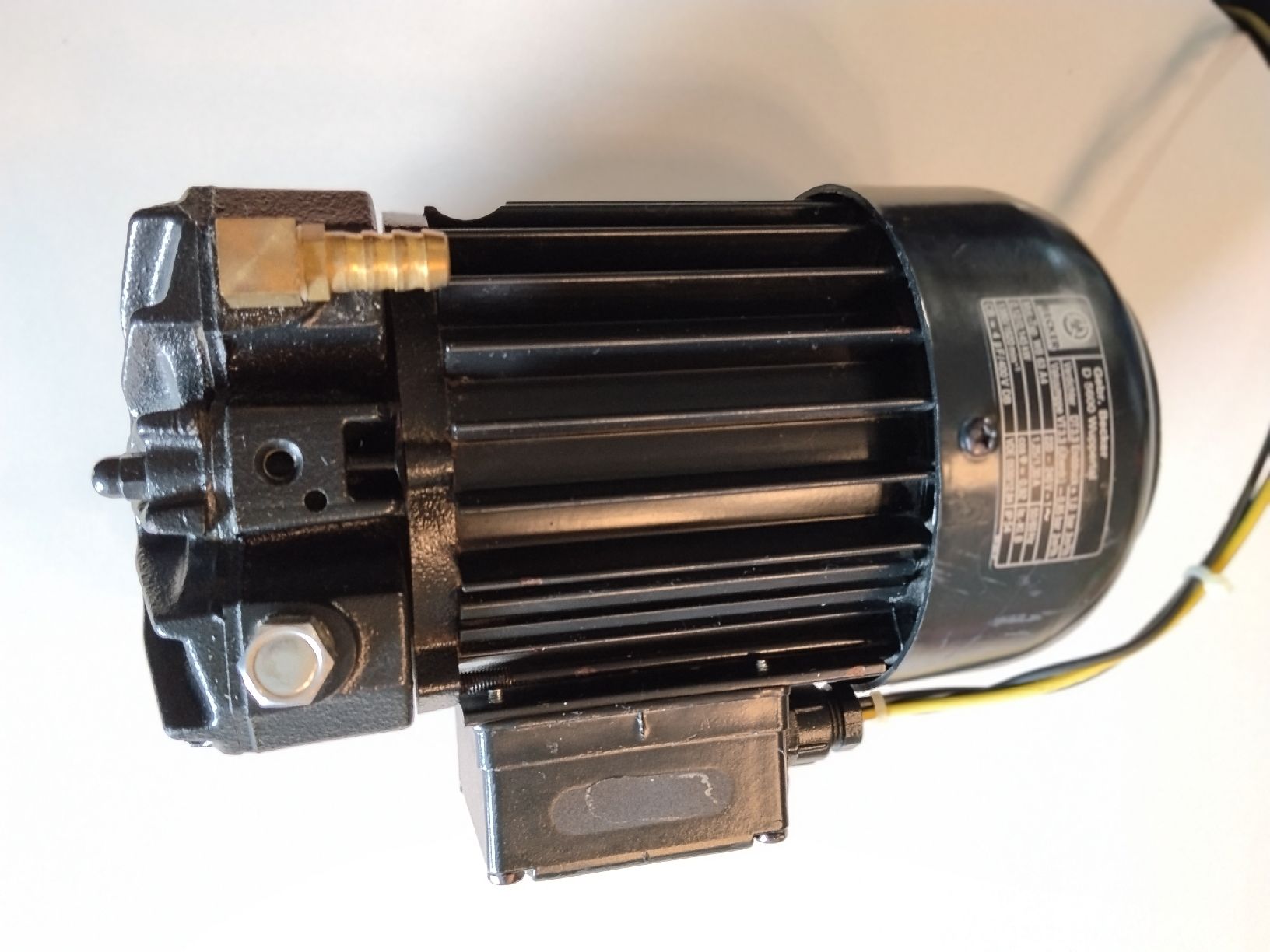 Compressori: Vakuumpumpe / Verdichter Becker VT 3.3 – Usato da Brügg BE venduto da obm_fs8d 4