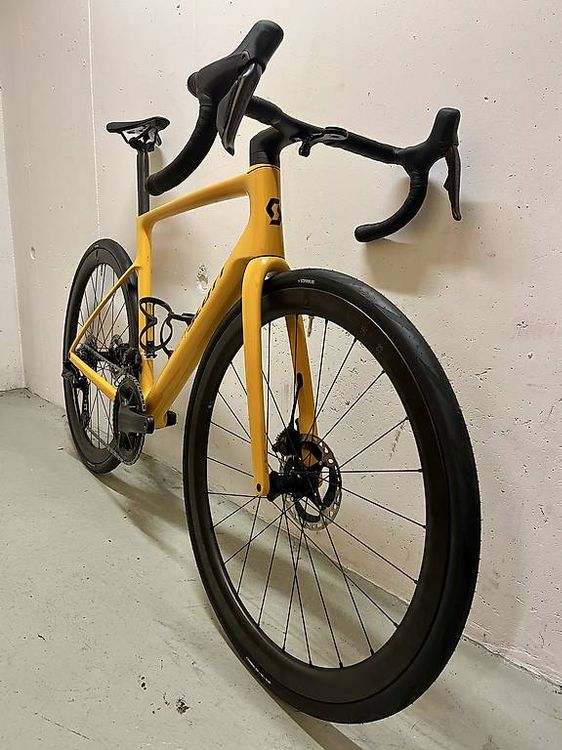 Vélo route Scott Addict RC 10 taille 56 (L) (Gebraucht) in Vevey für ...