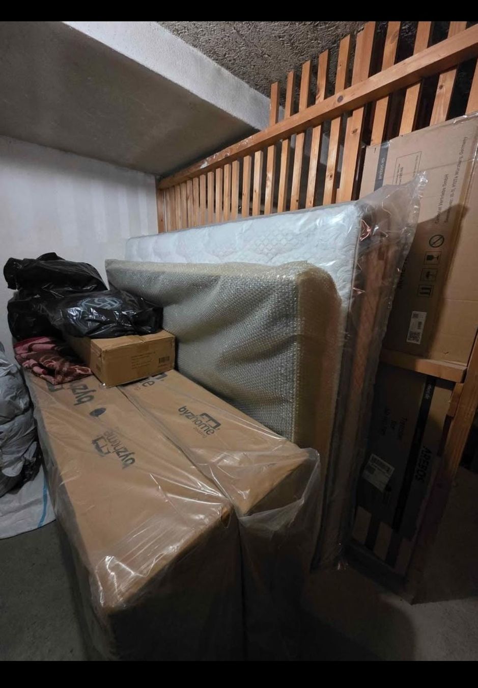 Letti: Boxspringbett und Matratze – Nuovo e nell'imballaggio originale da Buchs AG venduto da signorerdi 3