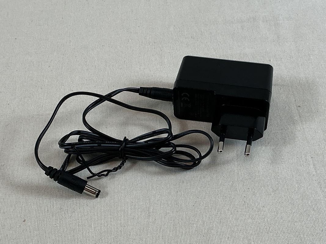 Hub & Switch: TENDA Netzwerk Switch – Usato da Richterswil venduto da Restwert_Richterswil 7