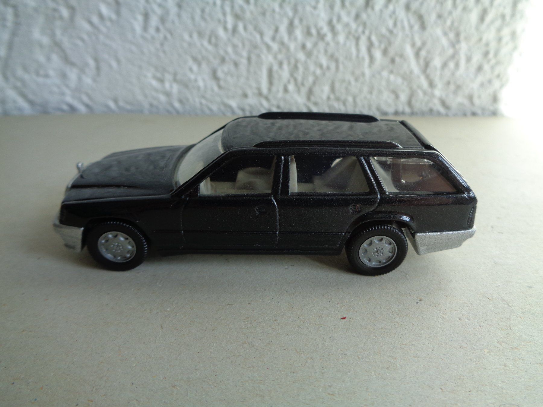 Siku Modellautos: SIKU 1064 Mercedes 300 TE – Neu (gemäss Beschreibung) aus Läufelfingen von remajo62 1