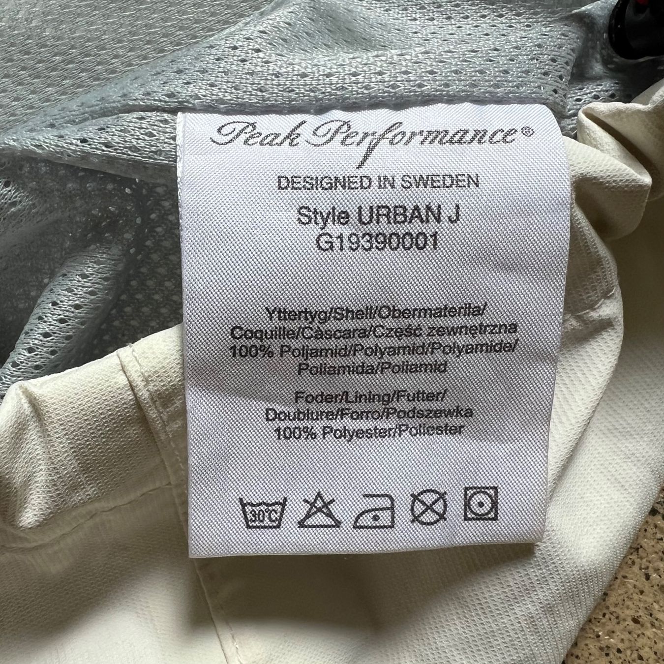 Peak Performance Giacche: PEAK PERFORMANCE Jacke 🤍 – Usato da Zürich venduto da ClosetQueen 9